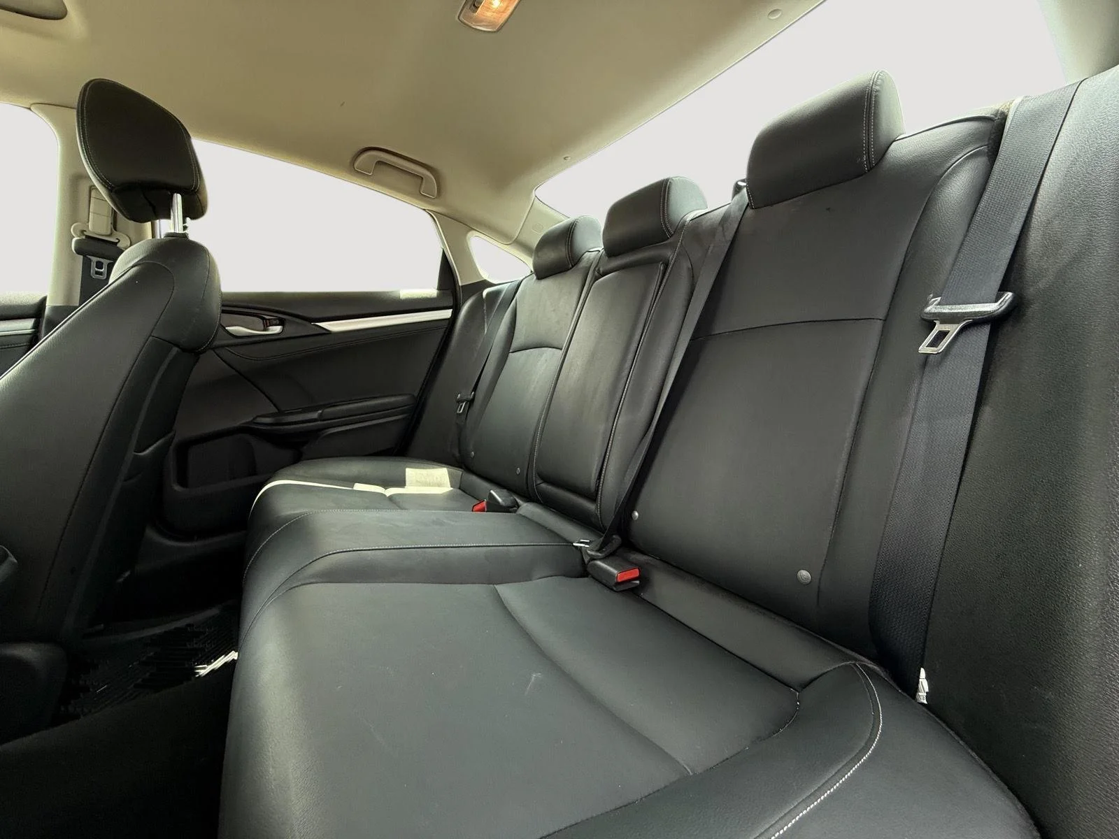 Used 2018 Aegean Blue Metallic Honda EX-L image 25