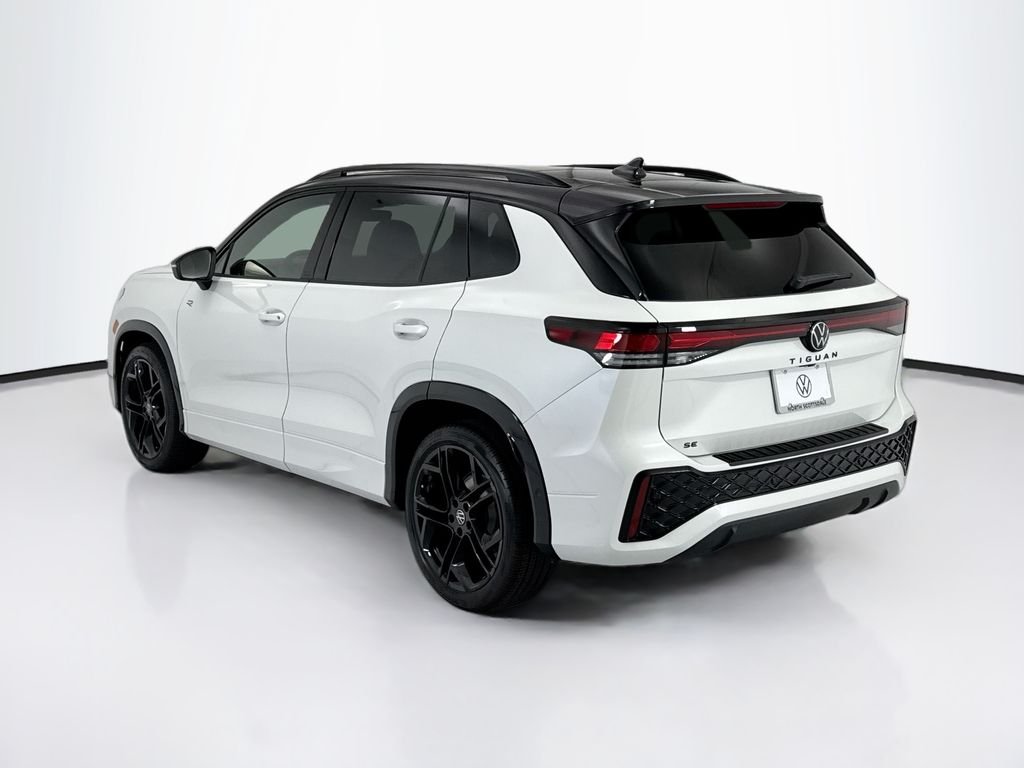 New 2026 Opal White W/Deep Black Roof Volkswagen SE R-Line Black image 7