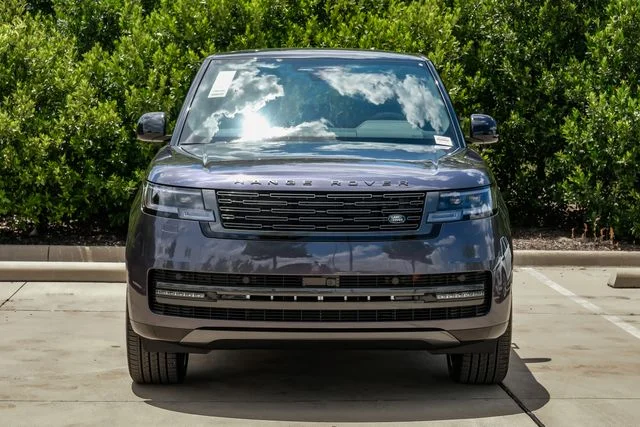 New 2026 Amethyst Grey Purple in Gloss finish Land Rover SE image 5