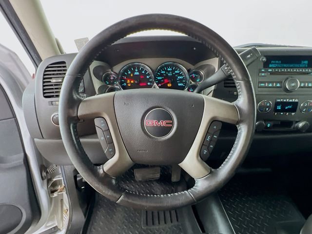 Used 2013 Silver GMC SLE image 12