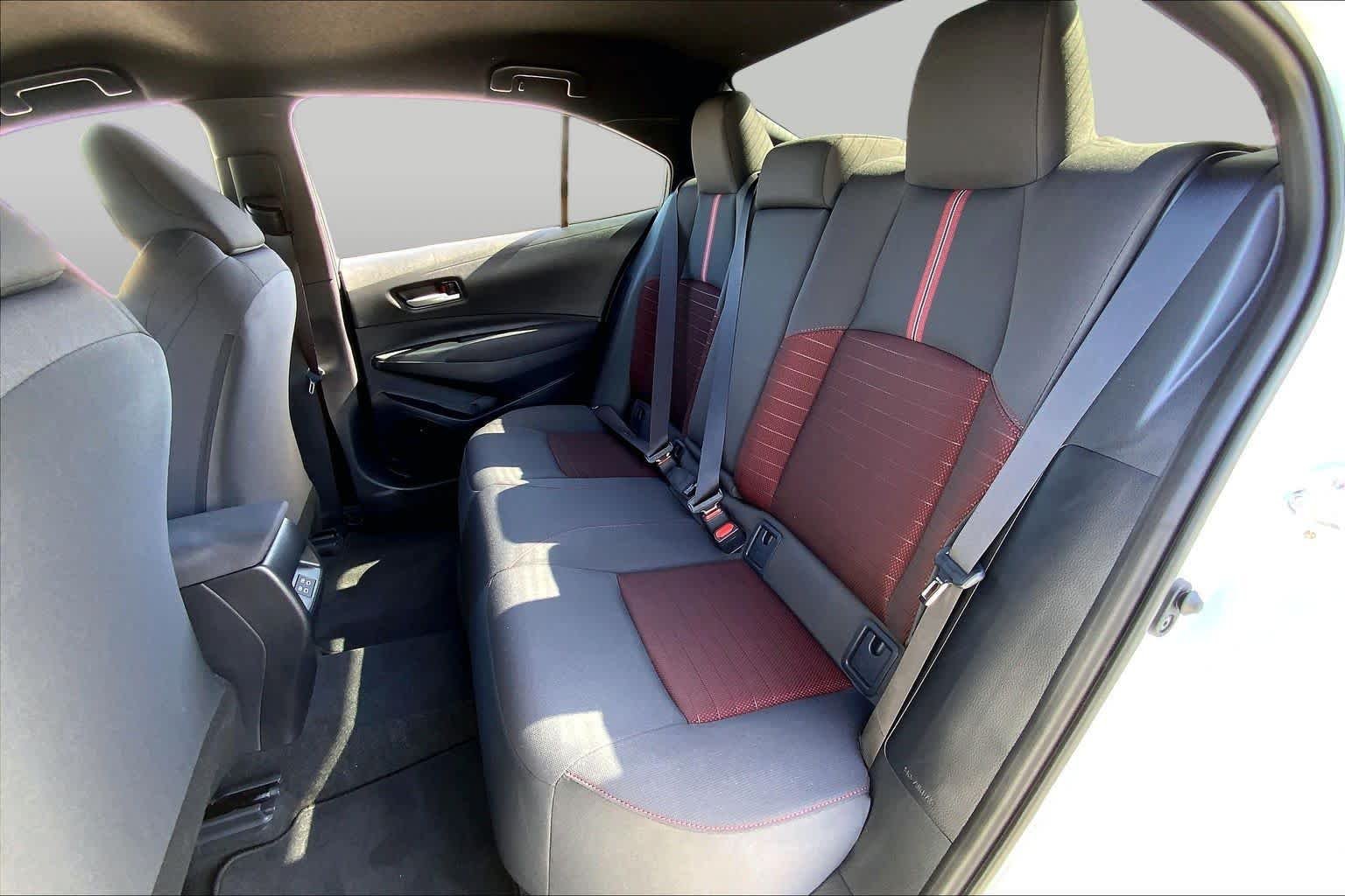 Used 2026 Ice Cap Toyota SE image 20