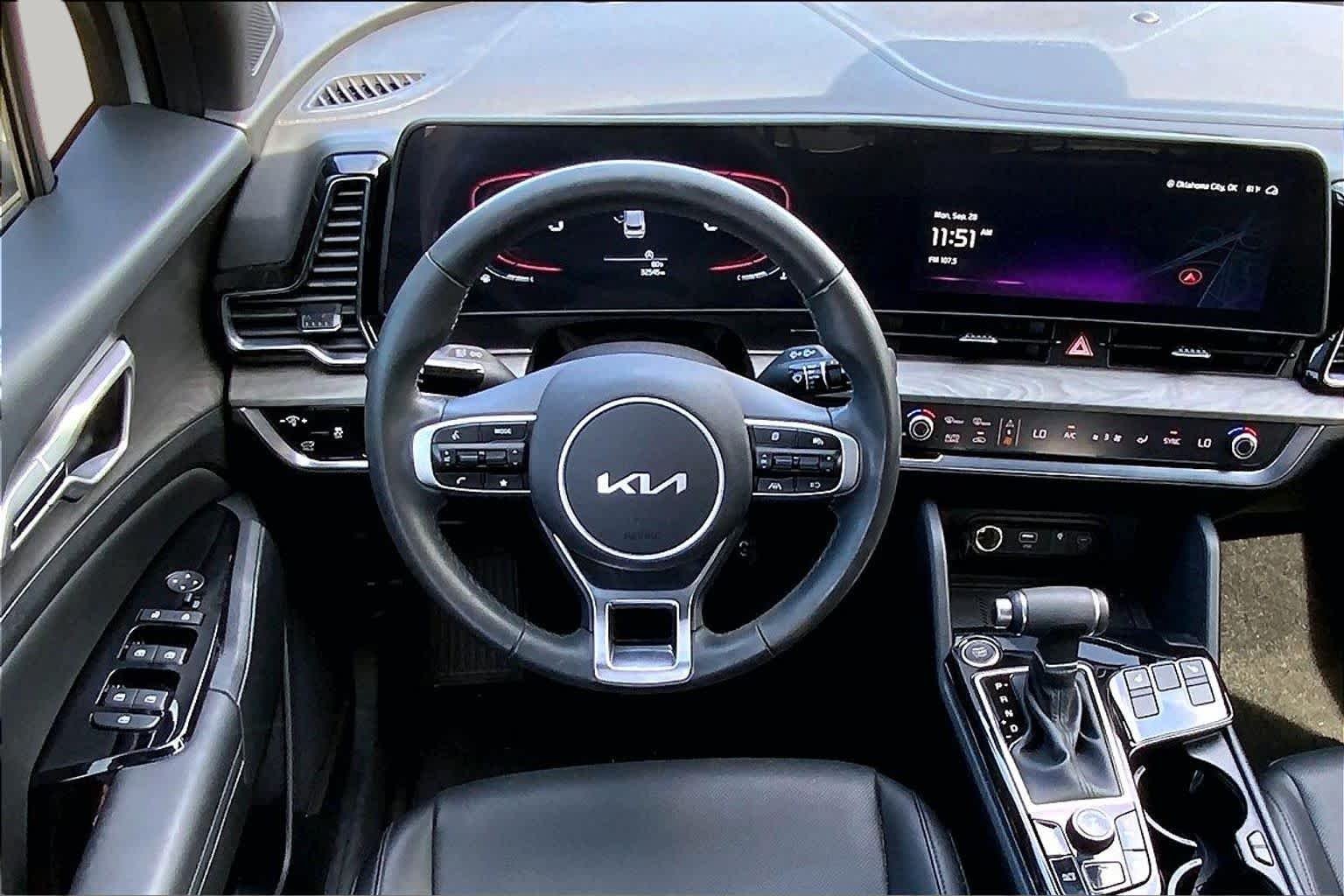 Used 2025 Wolf Gray Kia X-Line image 5