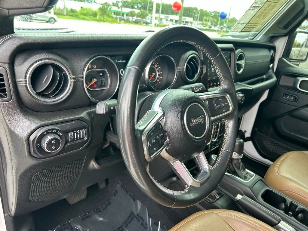 Used 2022 Bright White Clearcoat Jeep Overland image 20