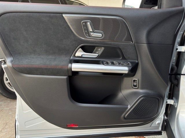 Used 2025 Silver Mercedes-Benz GLA 250 image 18