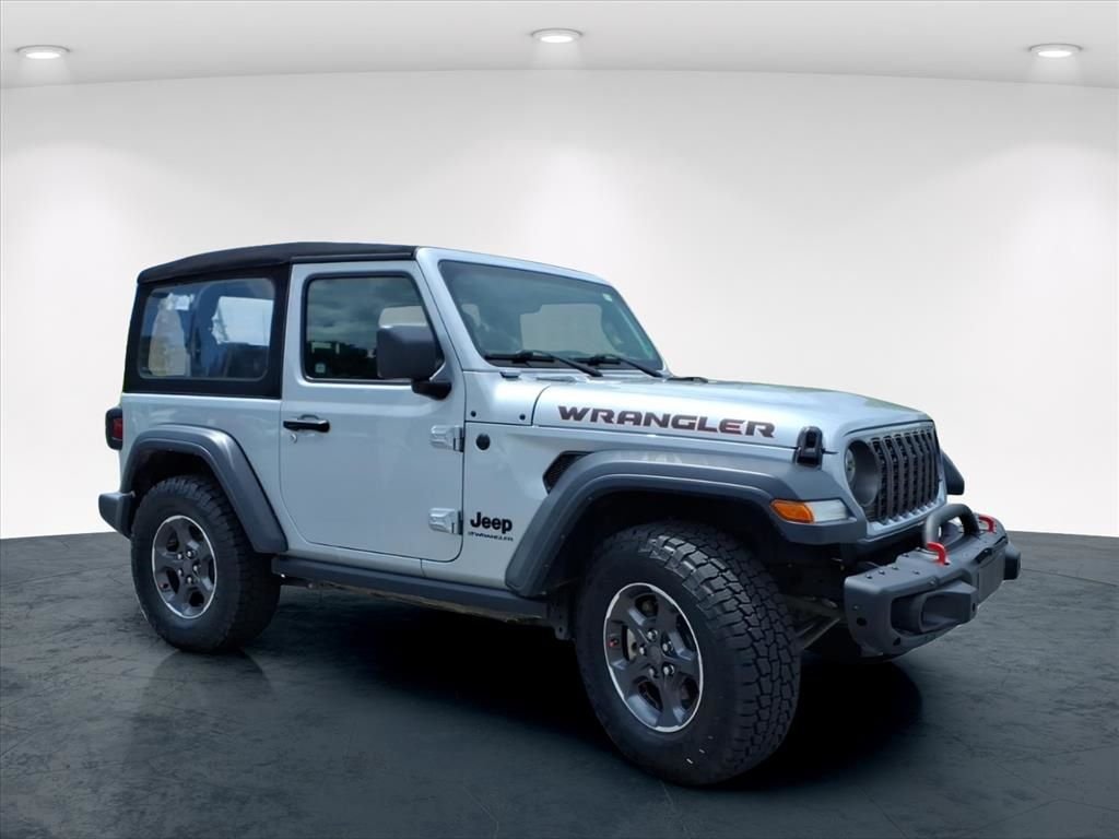 Used 2024 Silver Jeep Sport image 5