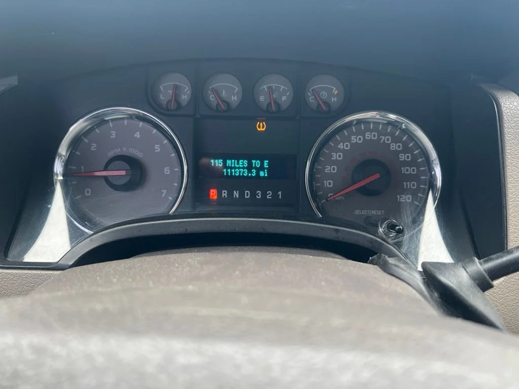 Used 2010 Black Ford XLT image 10