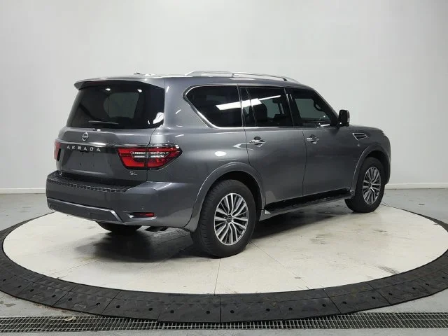 Used 2024 Gray Nissan SL image 8