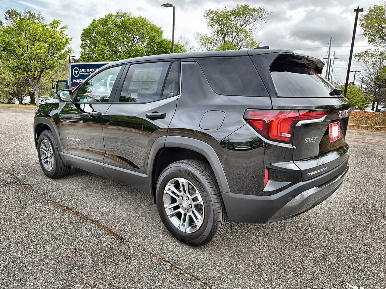 New 2026 Ebony Twilight Metallic GMC Elevation image 6