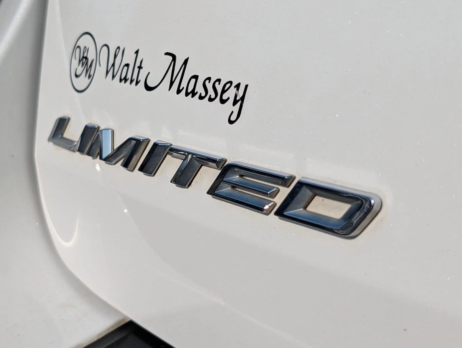 Used 2021 Star White Metallic Tri-Coat Ford Limited image 31