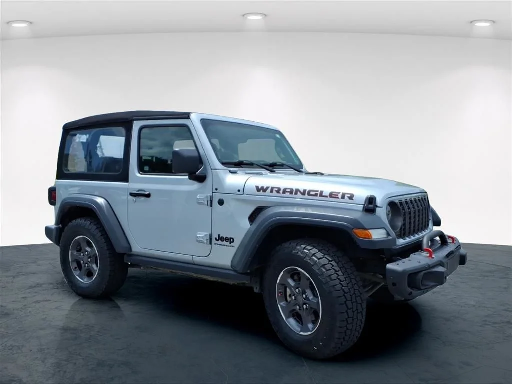 Used 2024 Silver Jeep Sport image 5