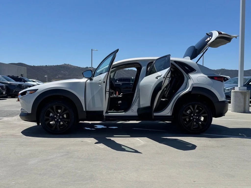 New 2026 White Mazda 2.5 S Select Sport image 27