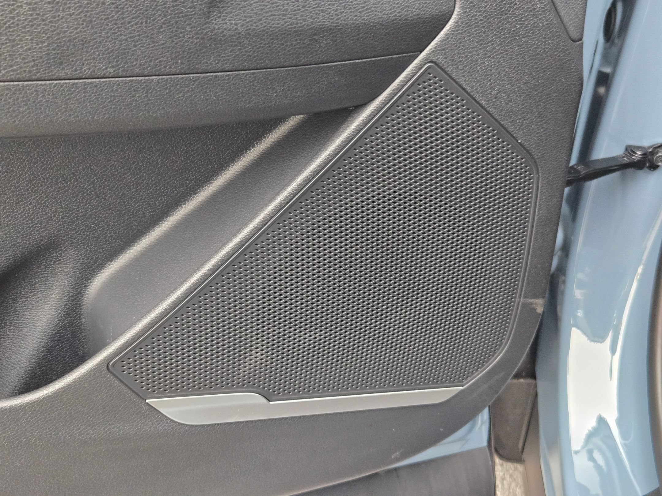 New 2026 Heritage Blue Kia X-Line image 17