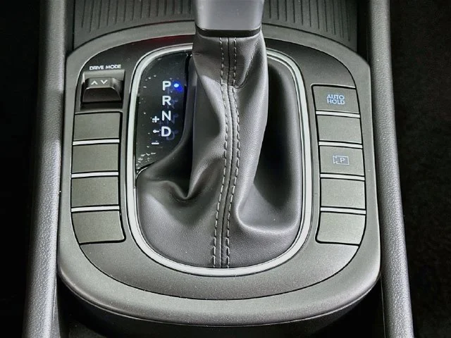 New 2027 Gray Hyundai SE image 18