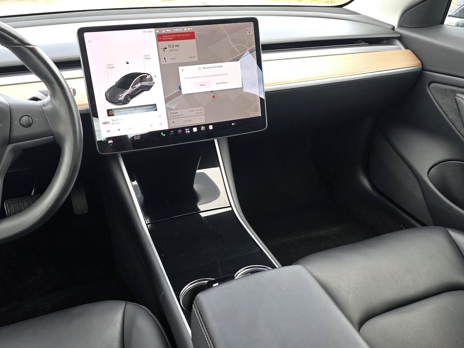 Used 2018 Gray Tesla Long Range image 10