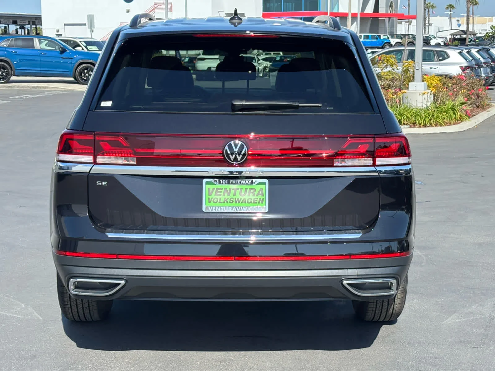 New 2026 DEEP BLACK Volkswagen 2.0T SE image 4