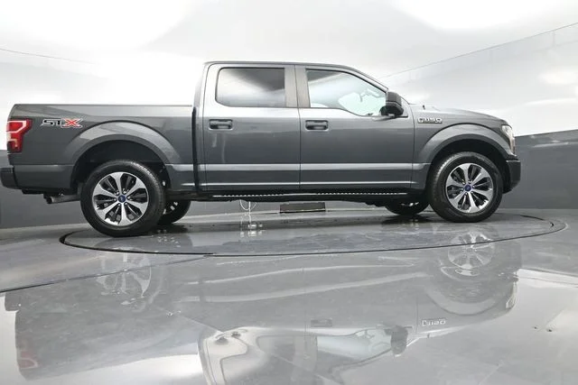 Used 2019 Gray Ford XL image 38