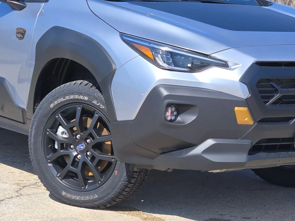 New 2026 ICE SILVER METALLIC Subaru Wilderness image 3