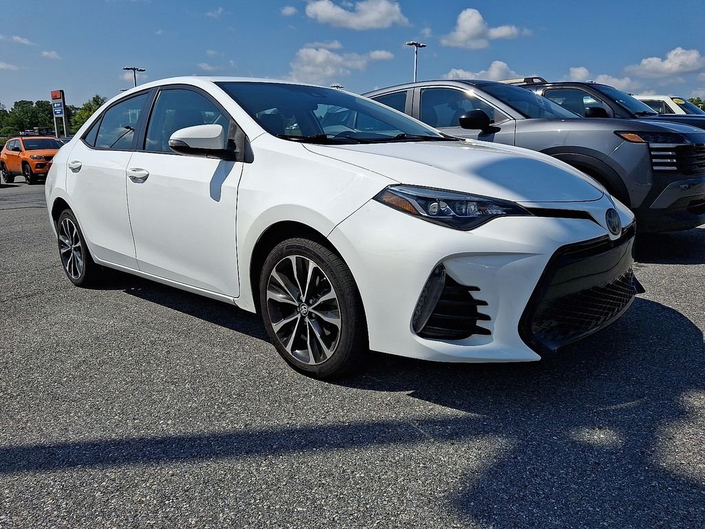 Used 2018 White Toyota SE image 1