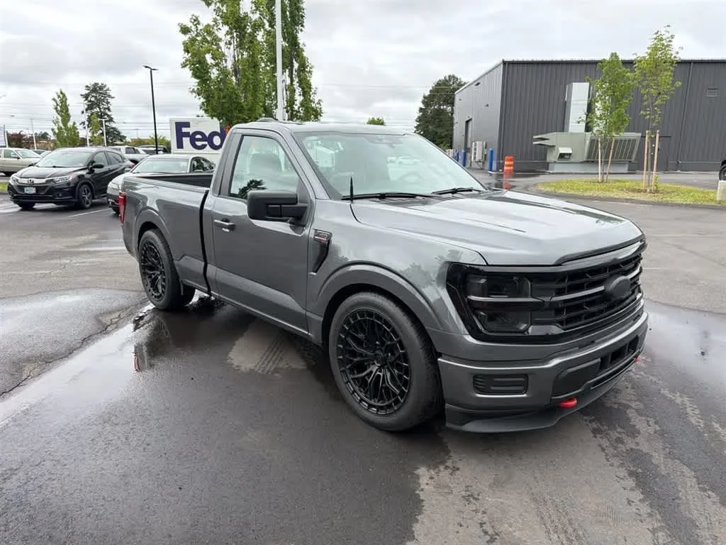 Used 2025 Carbonized Gray Metallic Ford XL image 5