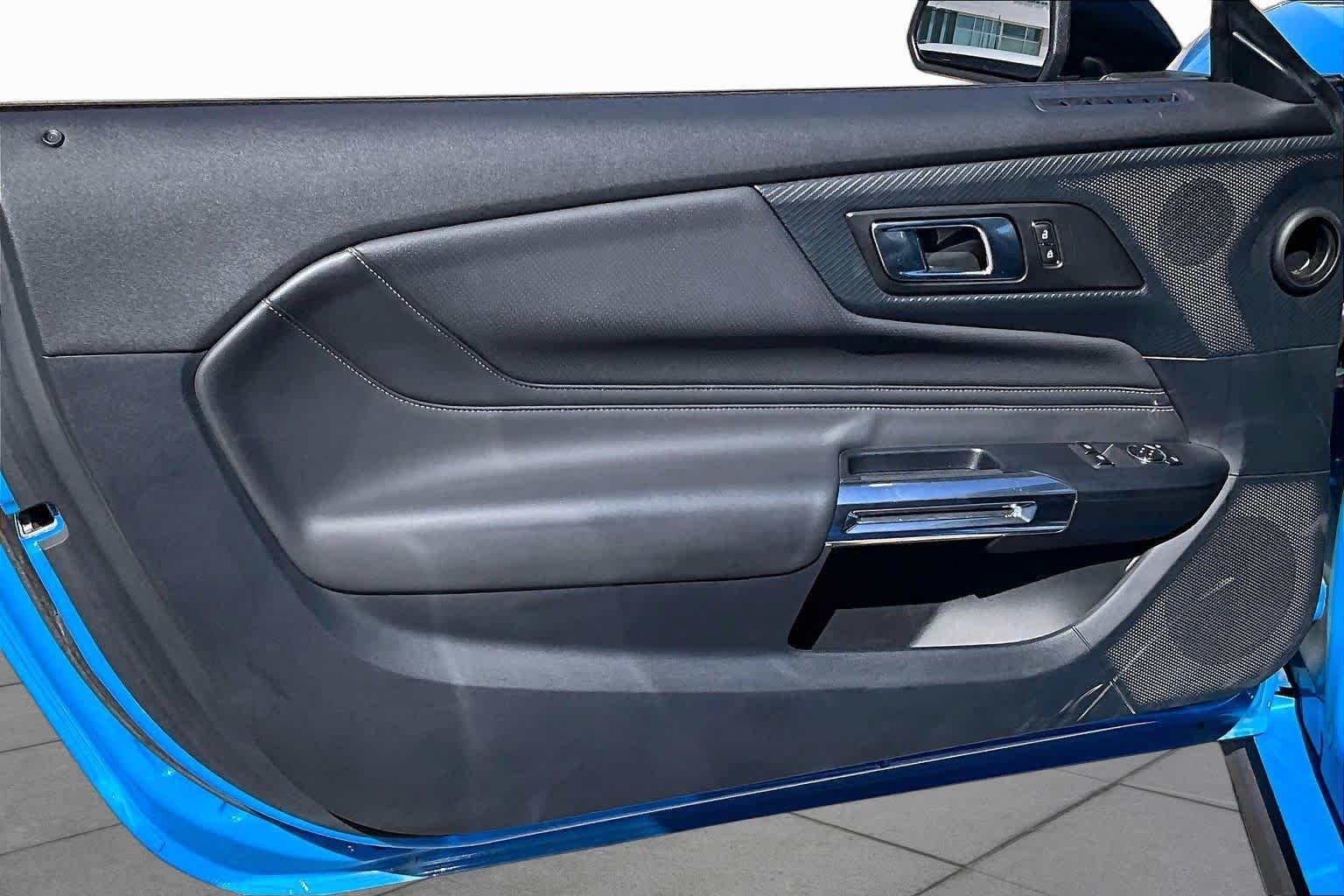 Used 2024 Grabber Blue Metallic Ford GT Premium image 18