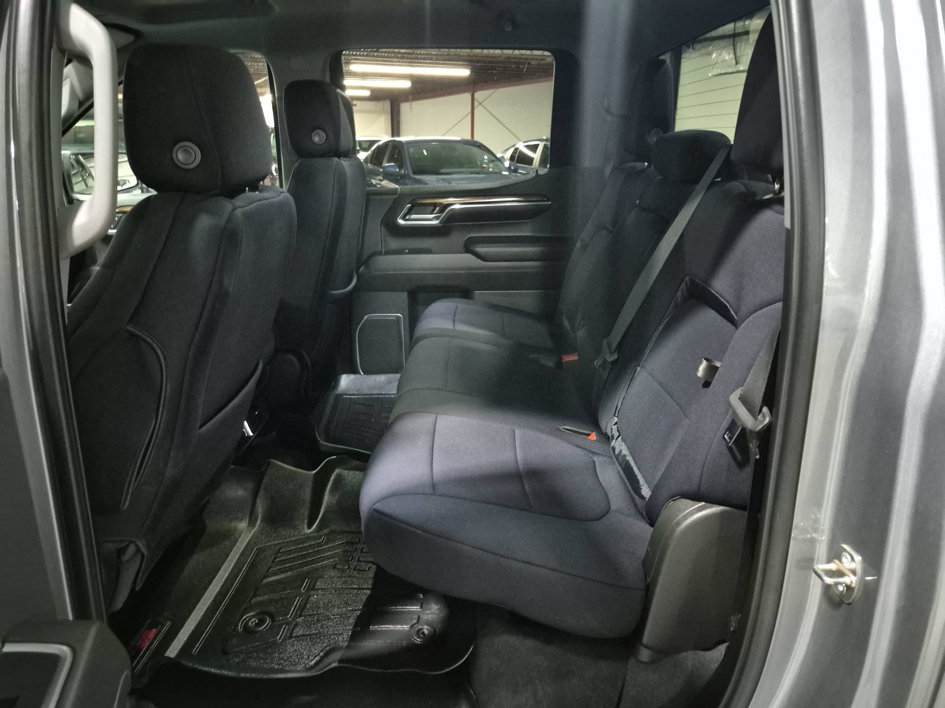 Used 2023 Gray GMC Elevation image 23