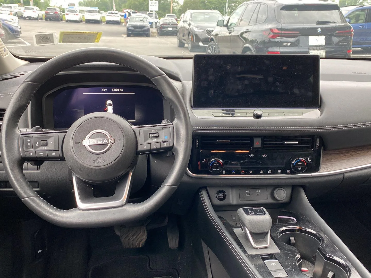 Used 2024 Champagne Silver Metallic/Super Black Nissan Platinum image 7