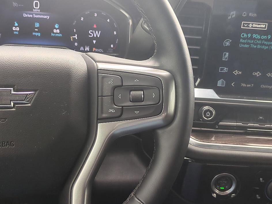 Used 2024 Summit White Chevrolet RST image 17
