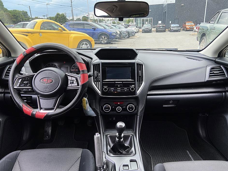Used 2022 Crystal Black Silica Subaru Base image 16