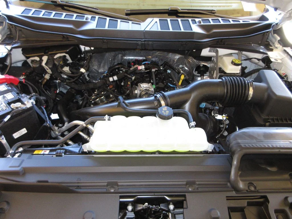 New 2026 Oxford White Ford STX image 27