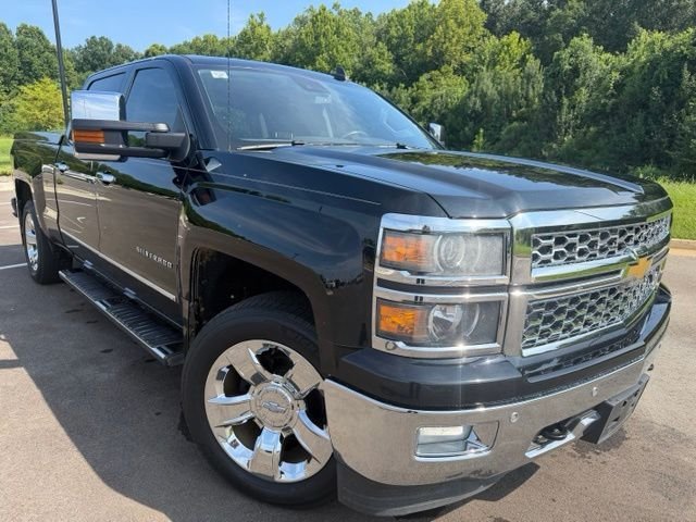 Used 2015 Black Chevrolet LTZ image 2