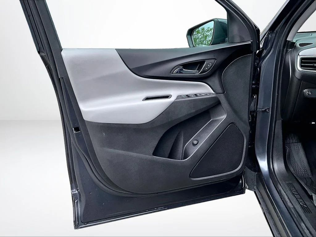Used 2022 Gray Chevrolet LT image 24