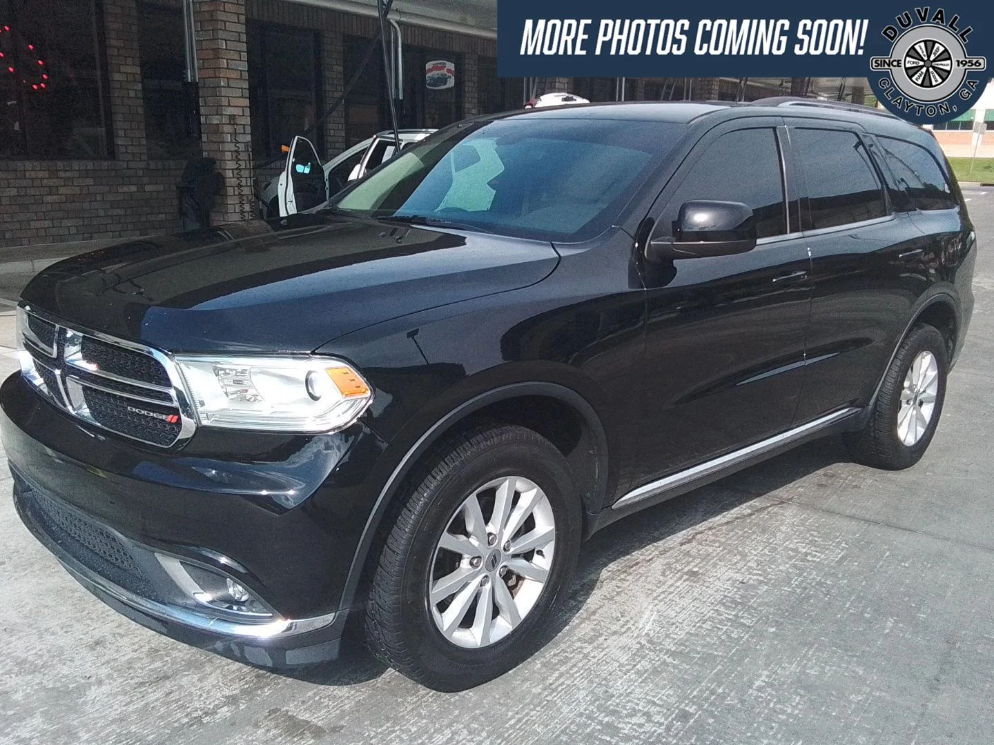 Used 2019 DB Black Clearcoat Dodge SXT Plus image 1