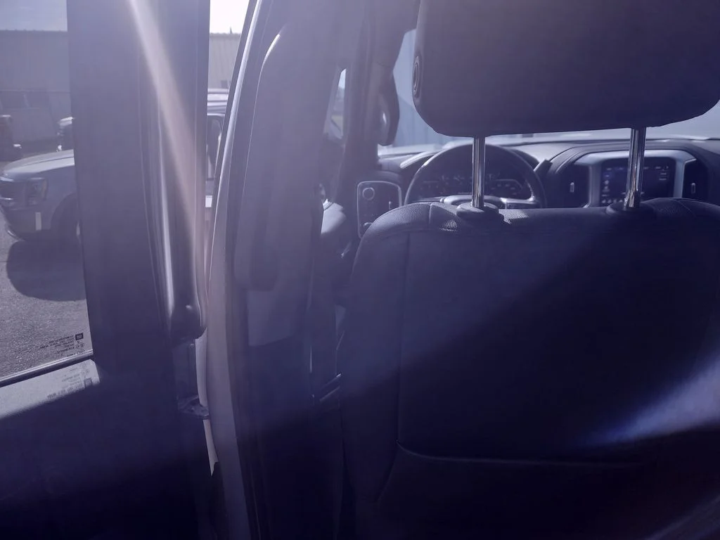 Used 2023 Silver GMC SLT image 14