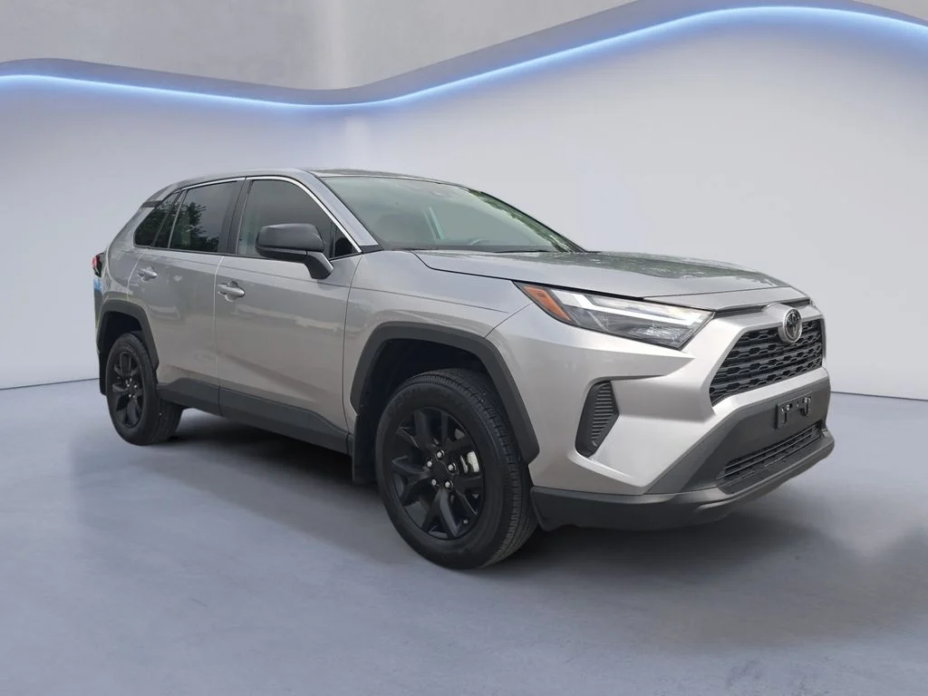 Used 2025 Silver Sky Metallic Toyota LE image 8