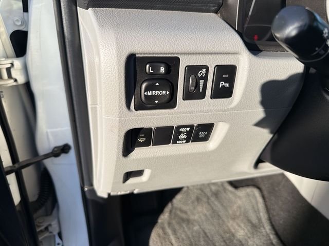 2012 Toyota 4Runner SR5 - Photo 11