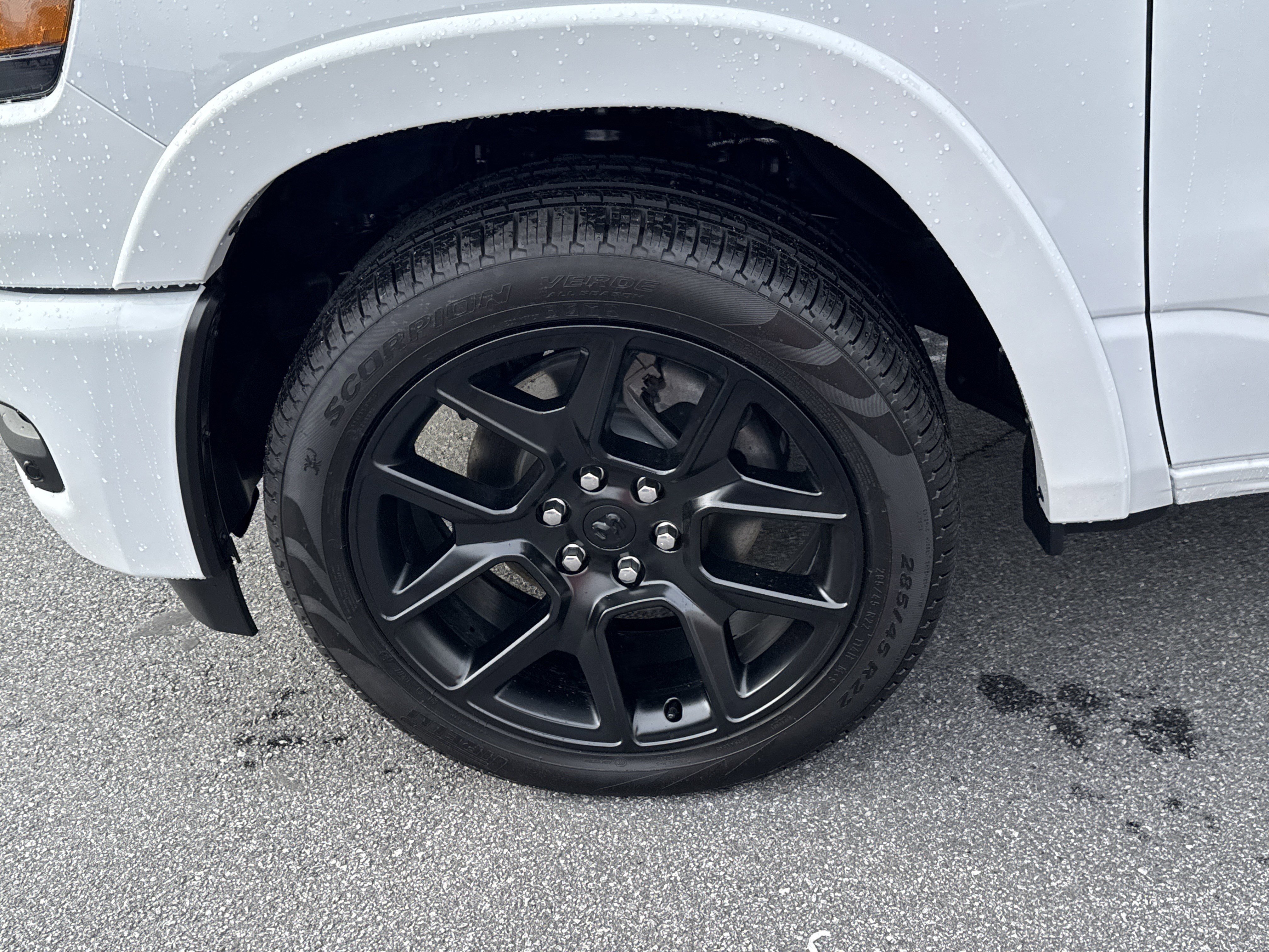 New 2026 Bright White Clear-Coat Exterior Paint RAM Laramie image 14