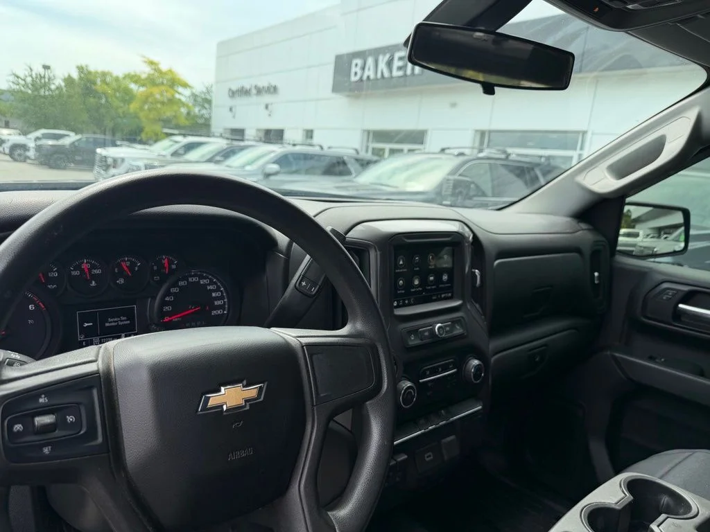 Used 2019 Shadow Gray Metallic Chevrolet Custom image 8