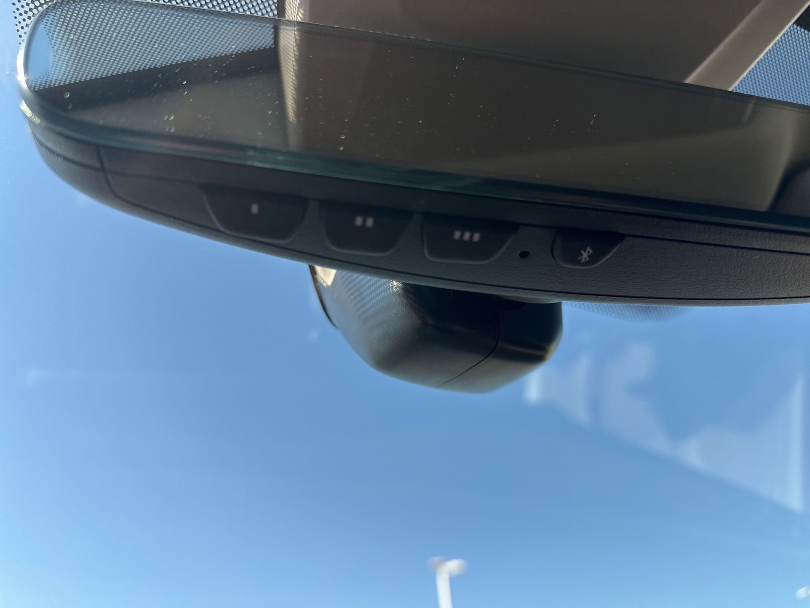 New 2026 Green Volkswagen 2.0T SE w/Technology image 70