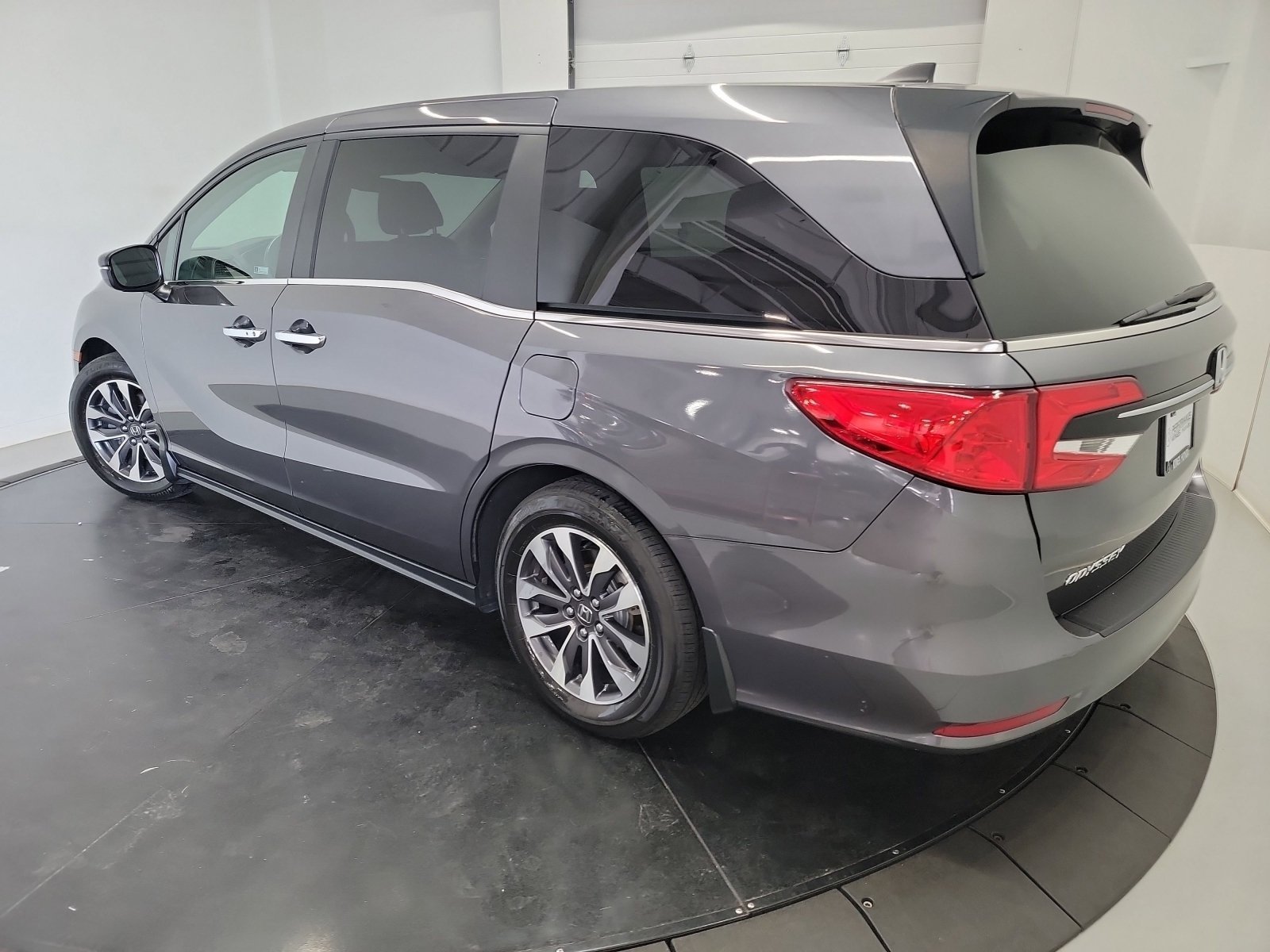 2023 Honda Odyssey EX-L - Photo 6