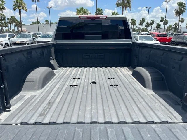 Used 2025 Silver GMC Denali image 27