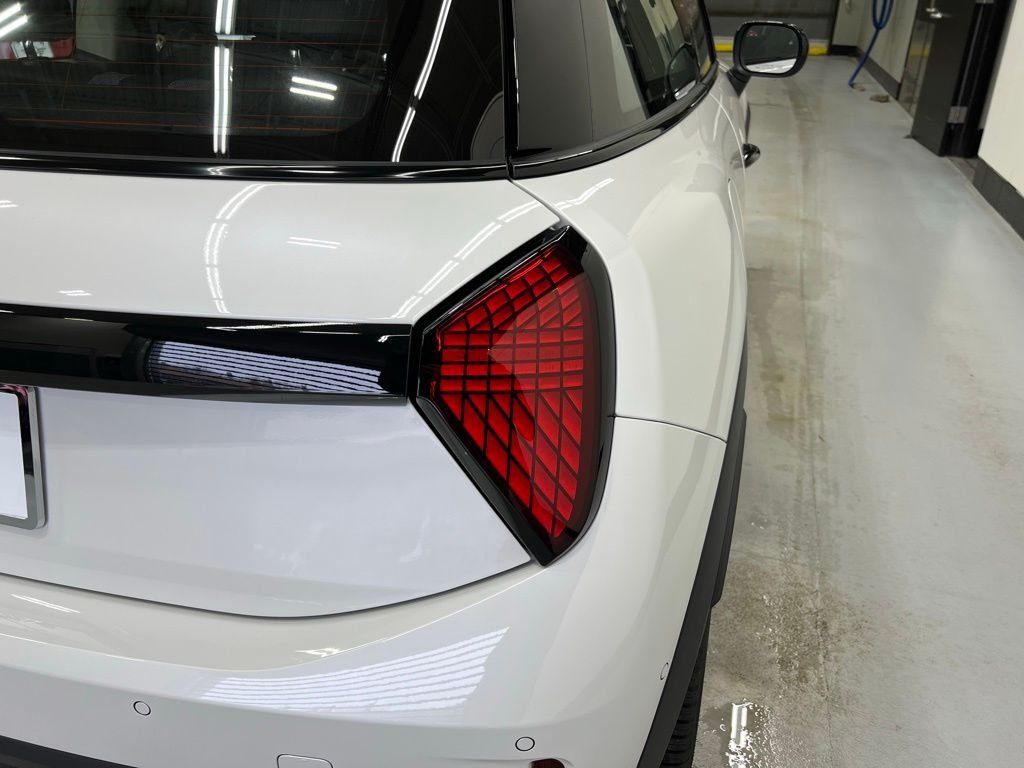 2025 MINI Hardtop 2 Door Base - Photo 5