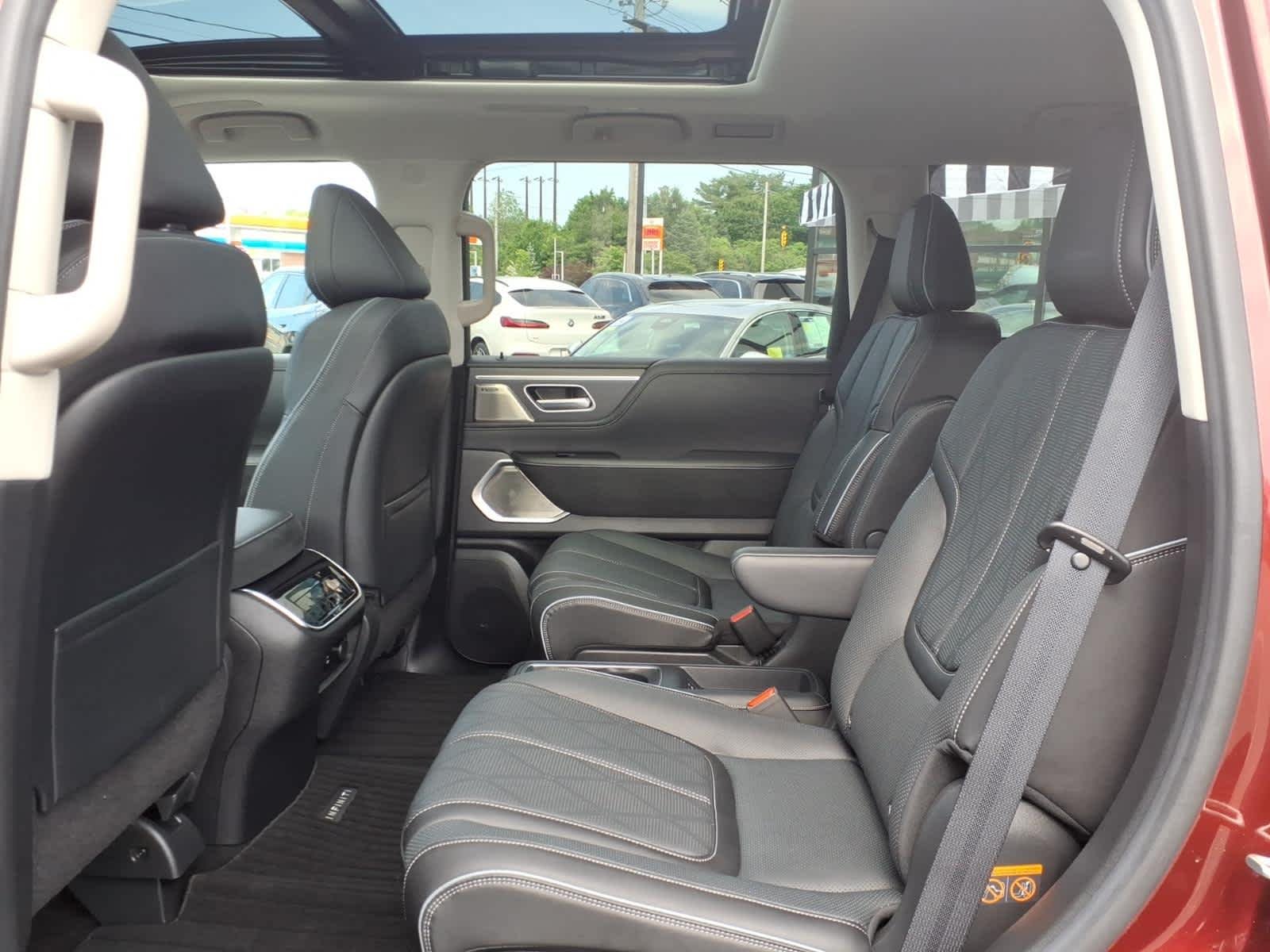 Certified Used 2025 Coulis Red INFINITI SENSORY image 13