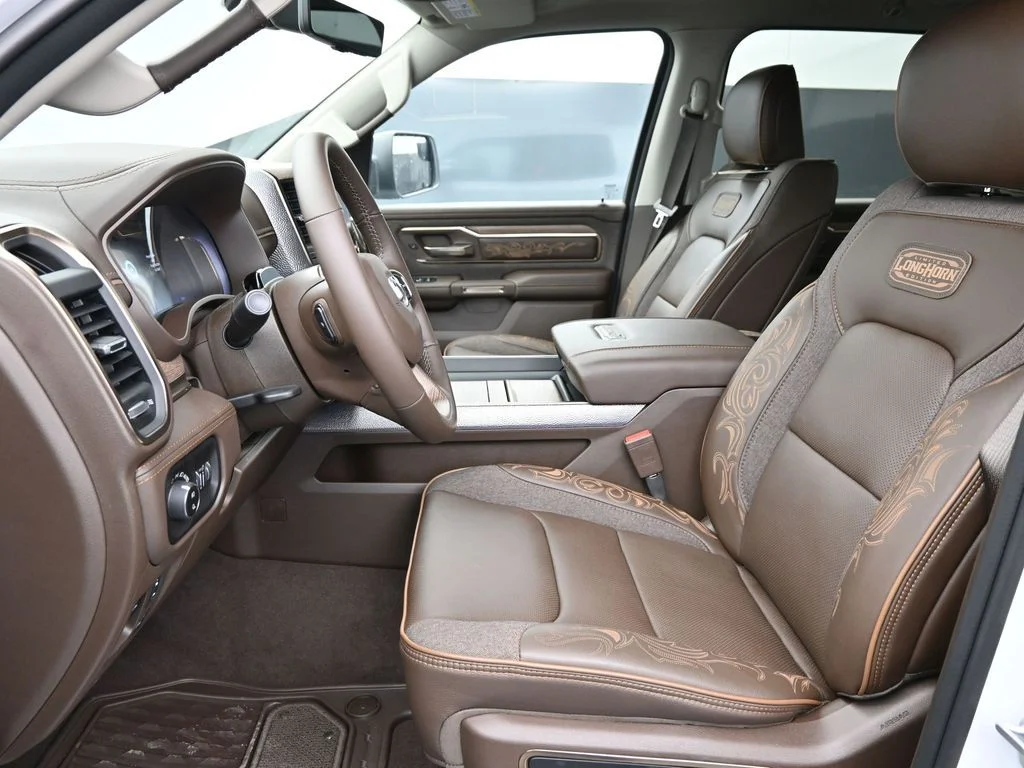 New 2026 Ivory White Tri-Coat Pearl-Coat Exterior Paint RAM Limited image 11
