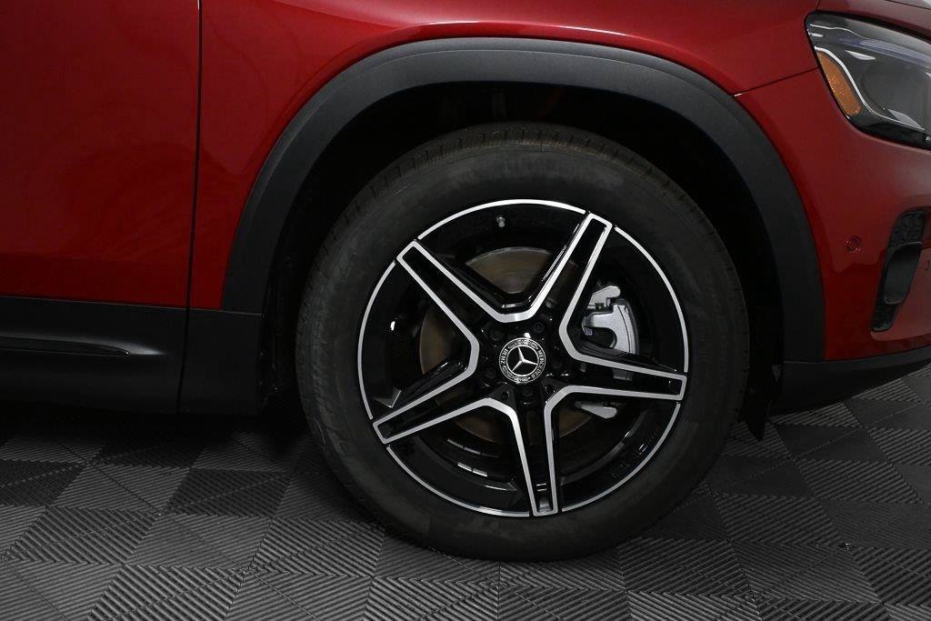 New 2026 MANUFAKTUR Patagonia Red Metallic Mercedes-Benz GLB 250 image 75