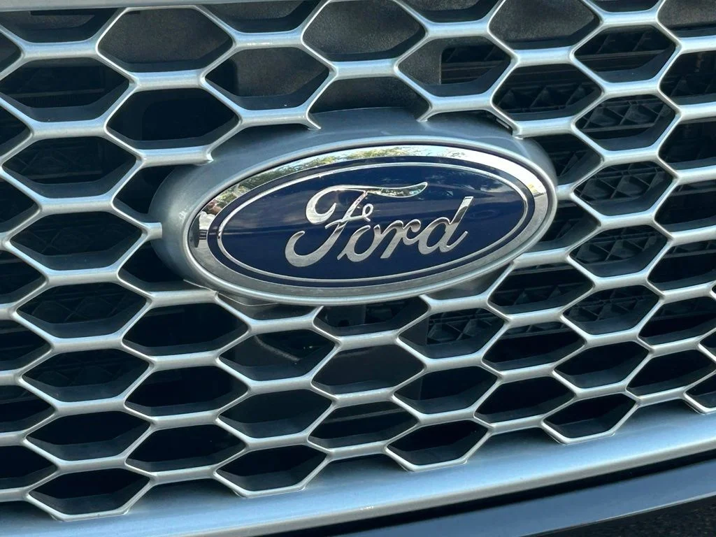 Certified Used 2024 Black Metallic Ford SE image 18
