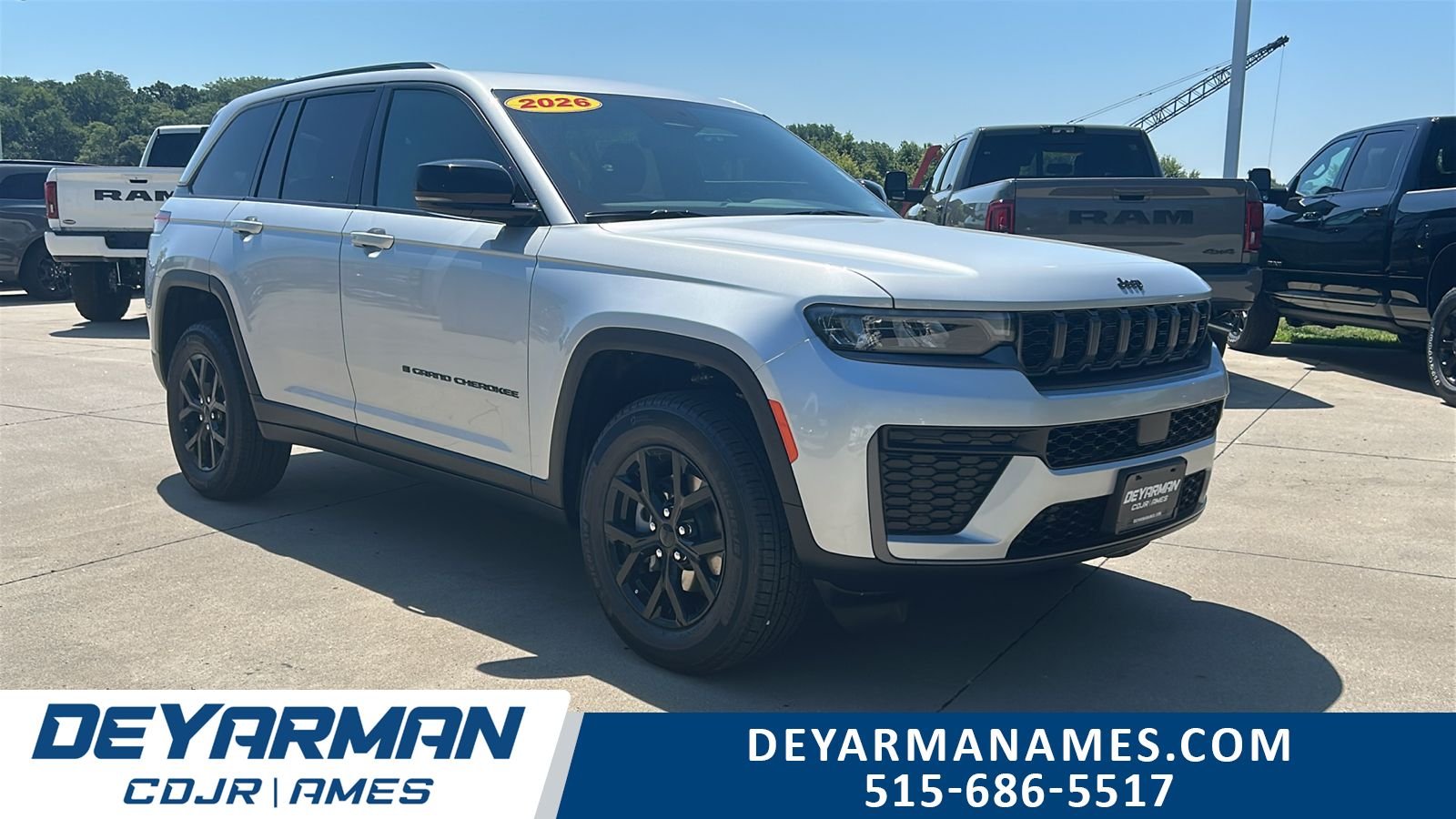 New 2026 Silver Zynith Exterior Paint Jeep Altitude image 1