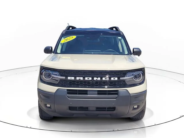 Used 2025 Beige Ford Outer Banks image 2