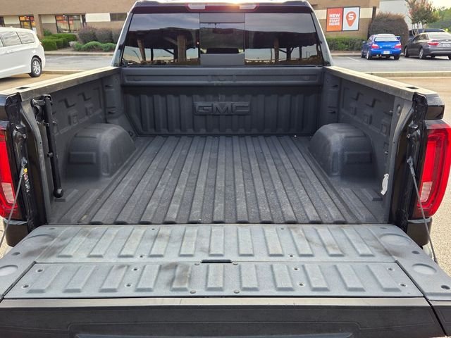 Used 2022 Black GMC SLT image 12