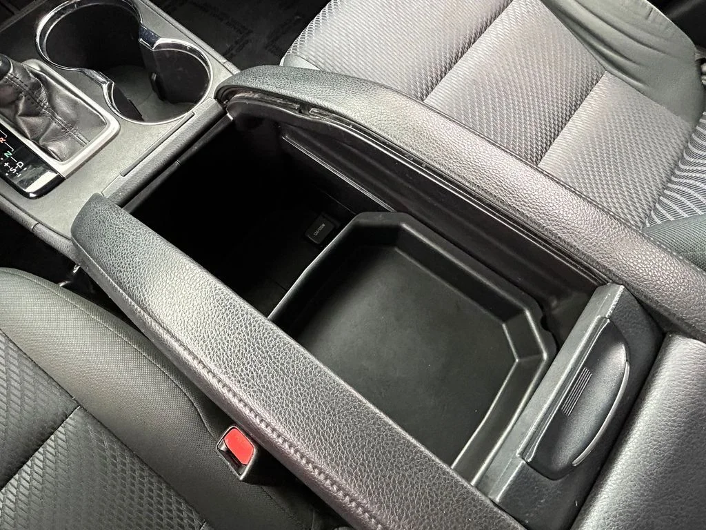 Used 2019 Celestial Silver Metallic Toyota LE image 27