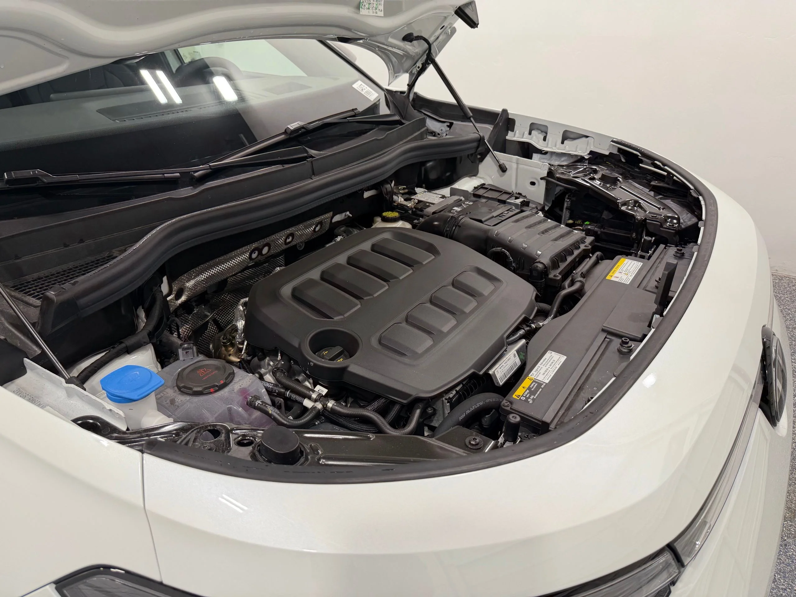 New 2026 White Volkswagen SE R-Line Black image 54